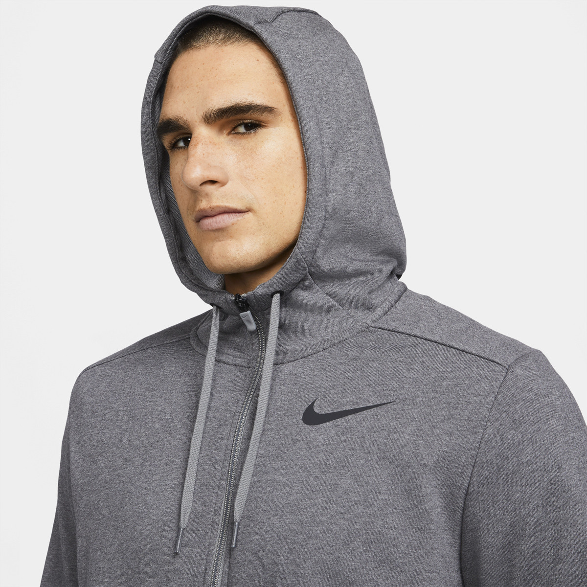 Trouvez ici votre Cache cou Nike Dri fit Wrap a prix Discount !